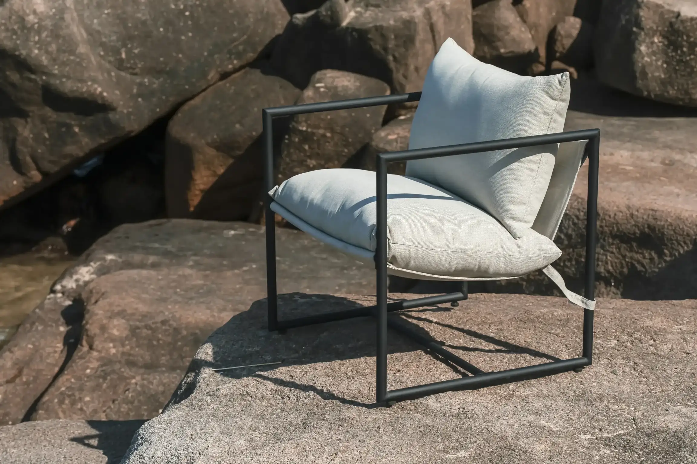 Chester Sling Accent Chair 2